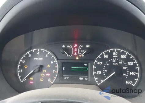 2015 Nissan Sentra S z USA, uszkodzony, nr VIN 3N1AB7AP0FY383992